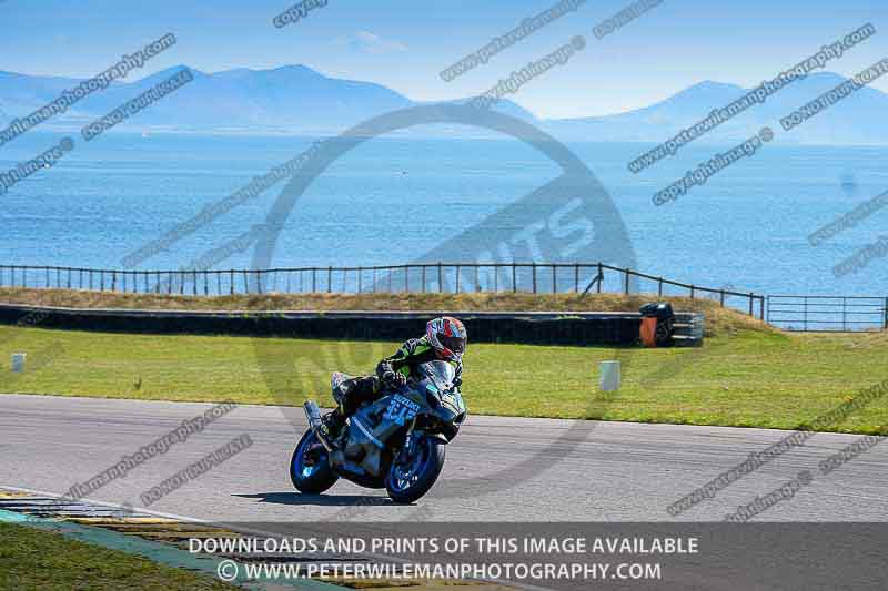 anglesey no limits trackday;anglesey photographs;anglesey trackday photographs;enduro digital images;event digital images;eventdigitalimages;no limits trackdays;peter wileman photography;racing digital images;trac mon;trackday digital images;trackday photos;ty croes